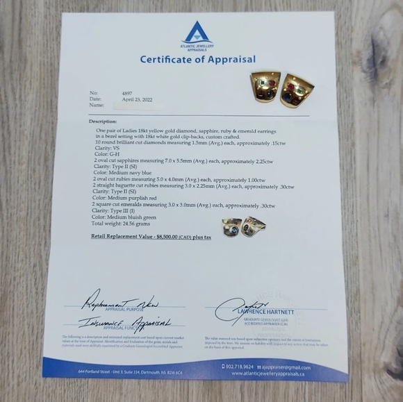 An exquisite pair of Artisanal Crafted 18kt Yellow Gold Clip-back Earrings - Picture 9 of 11